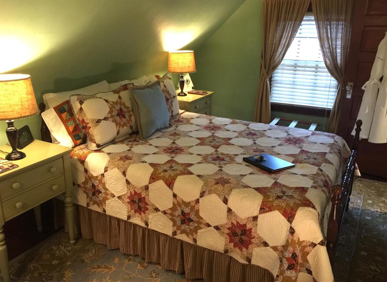 The Lancaster Bed And Breakfast Fertility Exterior photo