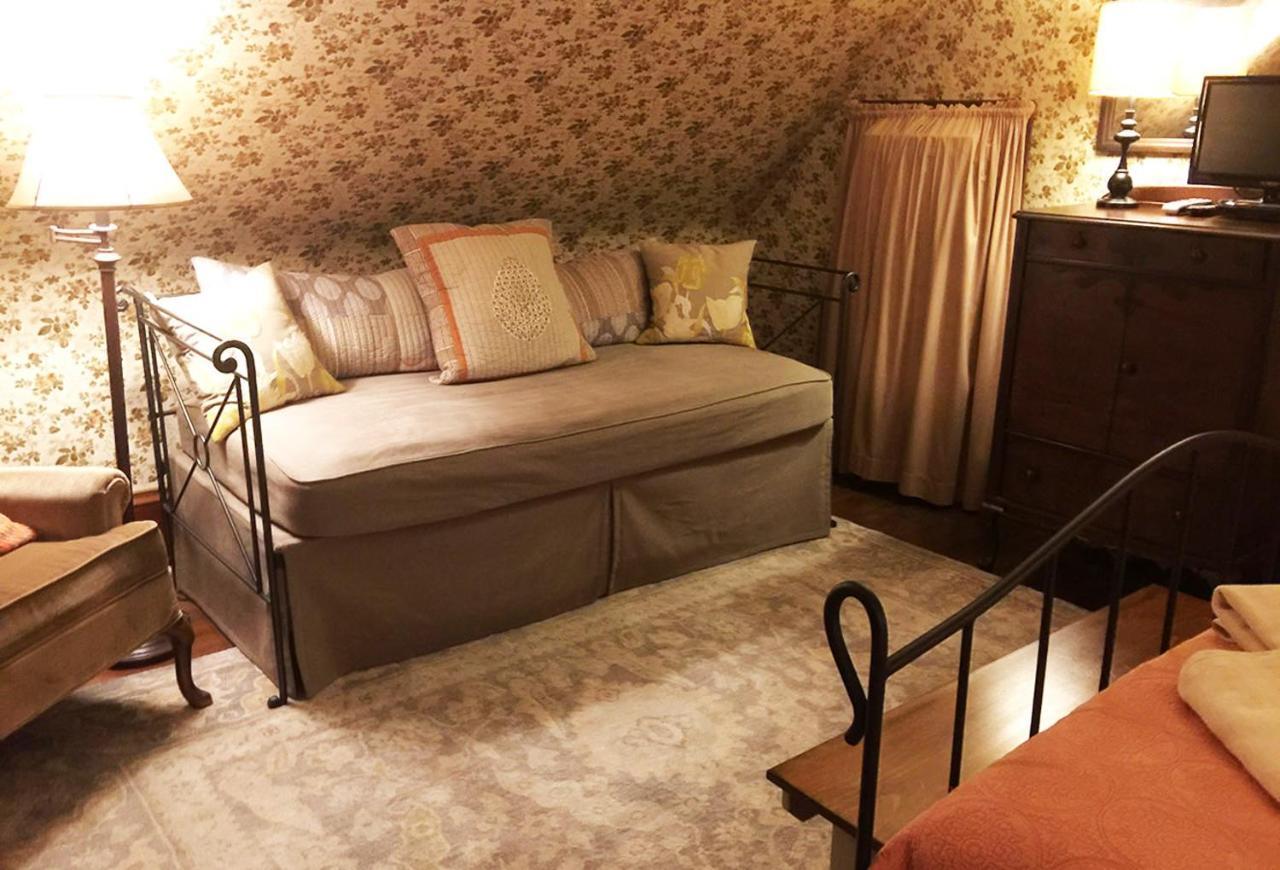 The Lancaster Bed And Breakfast Fertility Exterior photo